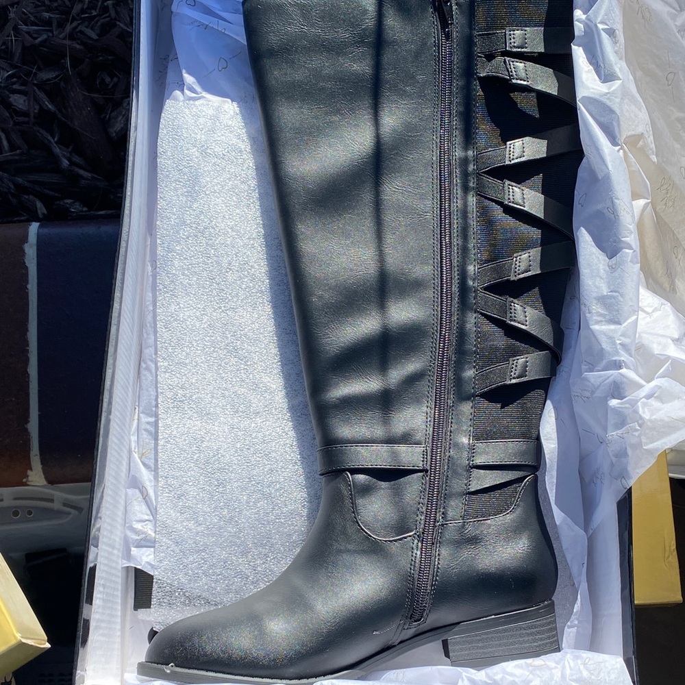 Thalia Sodi Black Knee-High Heeled Boots